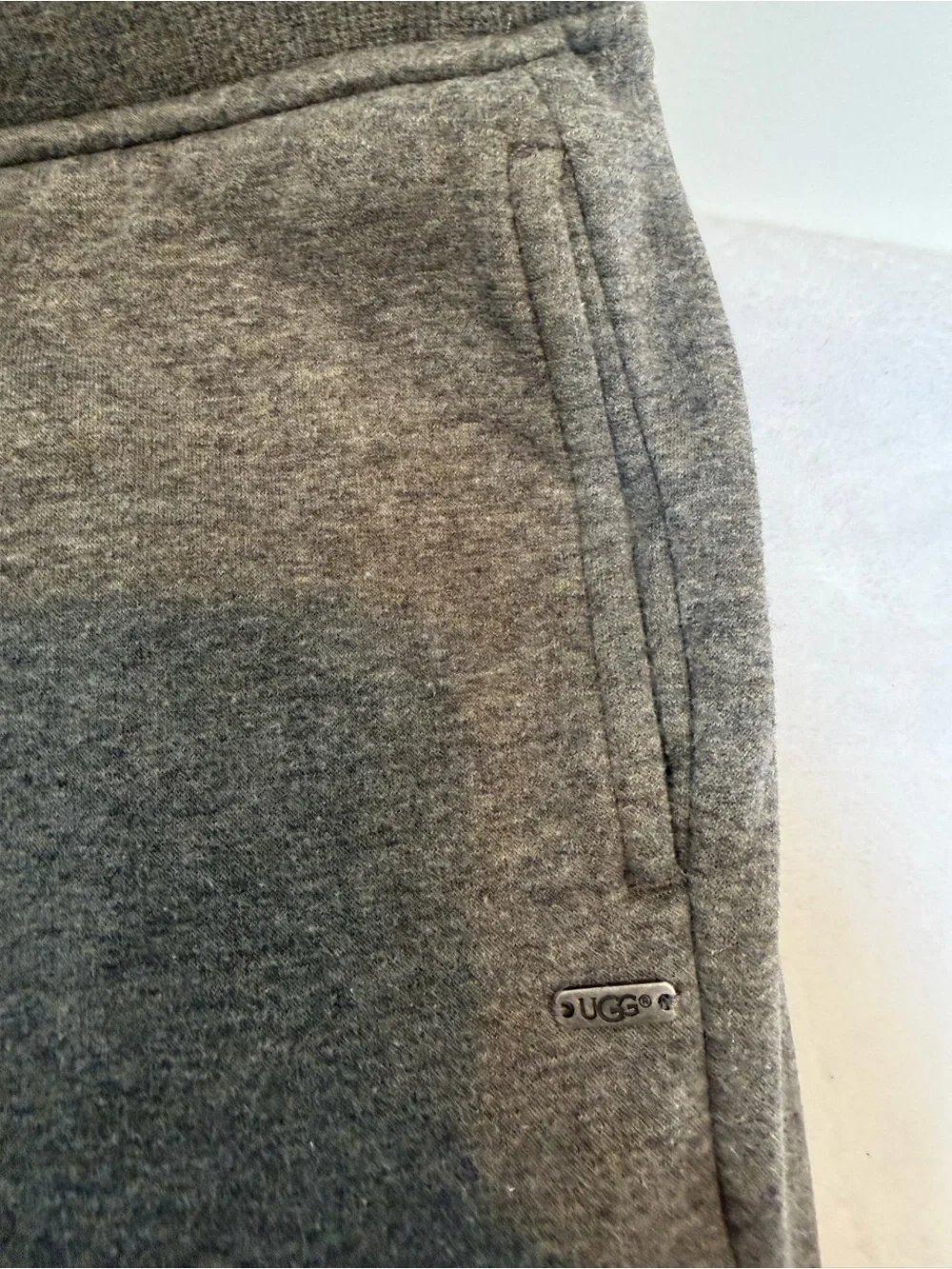 UGG classic charcoal